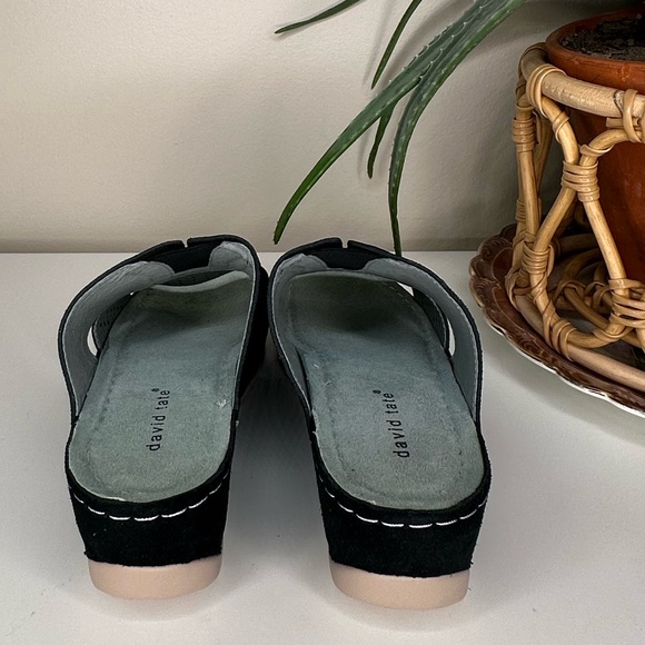 David Tate Black Suede Perforated Slide Sandals | Wedge Comfort Shoes | Size 7.5 - Picture 3 of 12